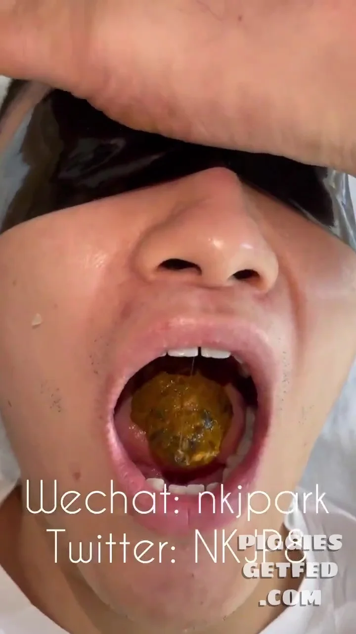 Food from his hole