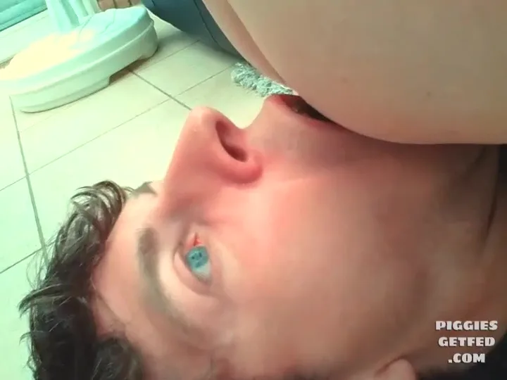 Toilet train the pigslave